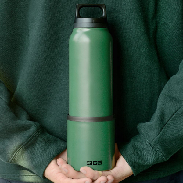 Термобутылка с чашкой Hot & Cold 750, зеленая - купить оптом
