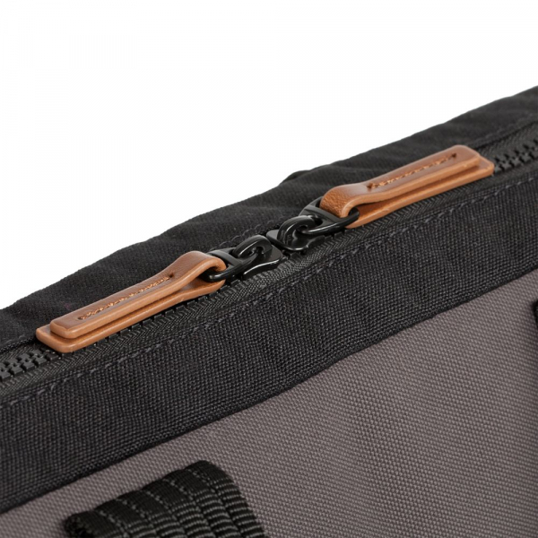 Сумка для ноутбука Sideways Laptop Bag, черная с серым - купить оптом