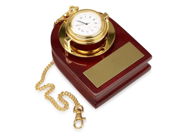 Часы «Магистр» с цепочкой на деревянной подставке - купить оптом