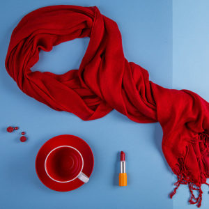 Набор подарочный CHERRYFAIRE: шарф, чайная пара, коробка, стружка, красный - купить оптом