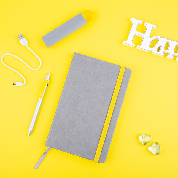 Набор  FANCY:Универсальный аккумулятор(2200мAh), блокнот и ручка в подарочной коробке,желтый, шт - купить оптом