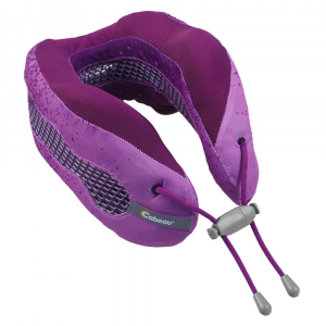 Подушка под шею для путешествий Cabeau Evolution Cool, фиолетовая - купить оптом