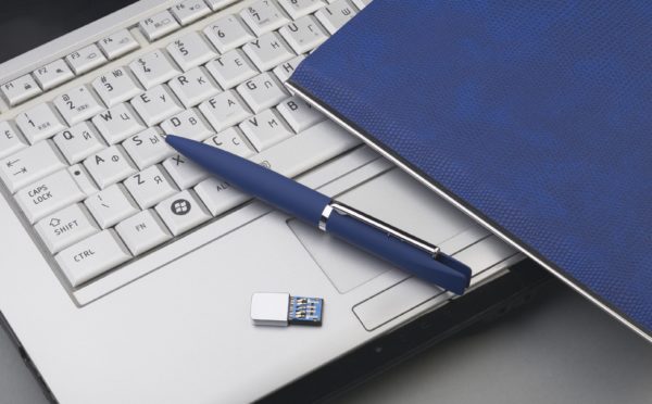 Ручка шариковая "Callisto" с флеш-картой 32Gb (USB3.0), покрытие soft touch, цвет темно-синий - купить оптом