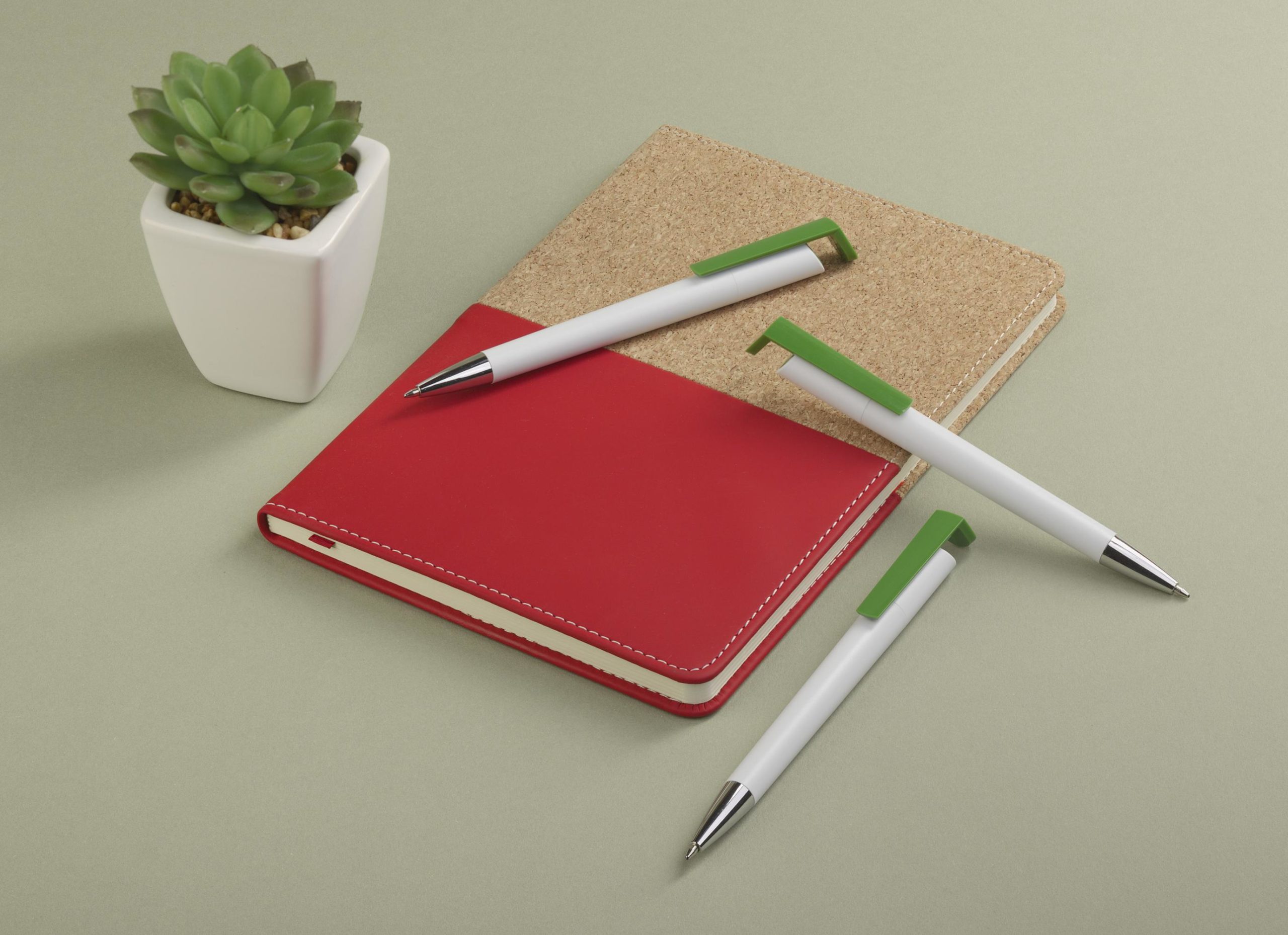 Ручка шариковая "Chuck", цвет белый с зеленым, фото 1