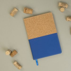 Блокнот "Фьюджи", формат А5, покрытие soft touch+пробка, цвет синий - купить оптом