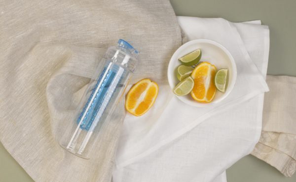 Бутылка для воды "Fruits" 700 мл с емкостью для фруктов, цвет синий/прозрачный - купить оптом