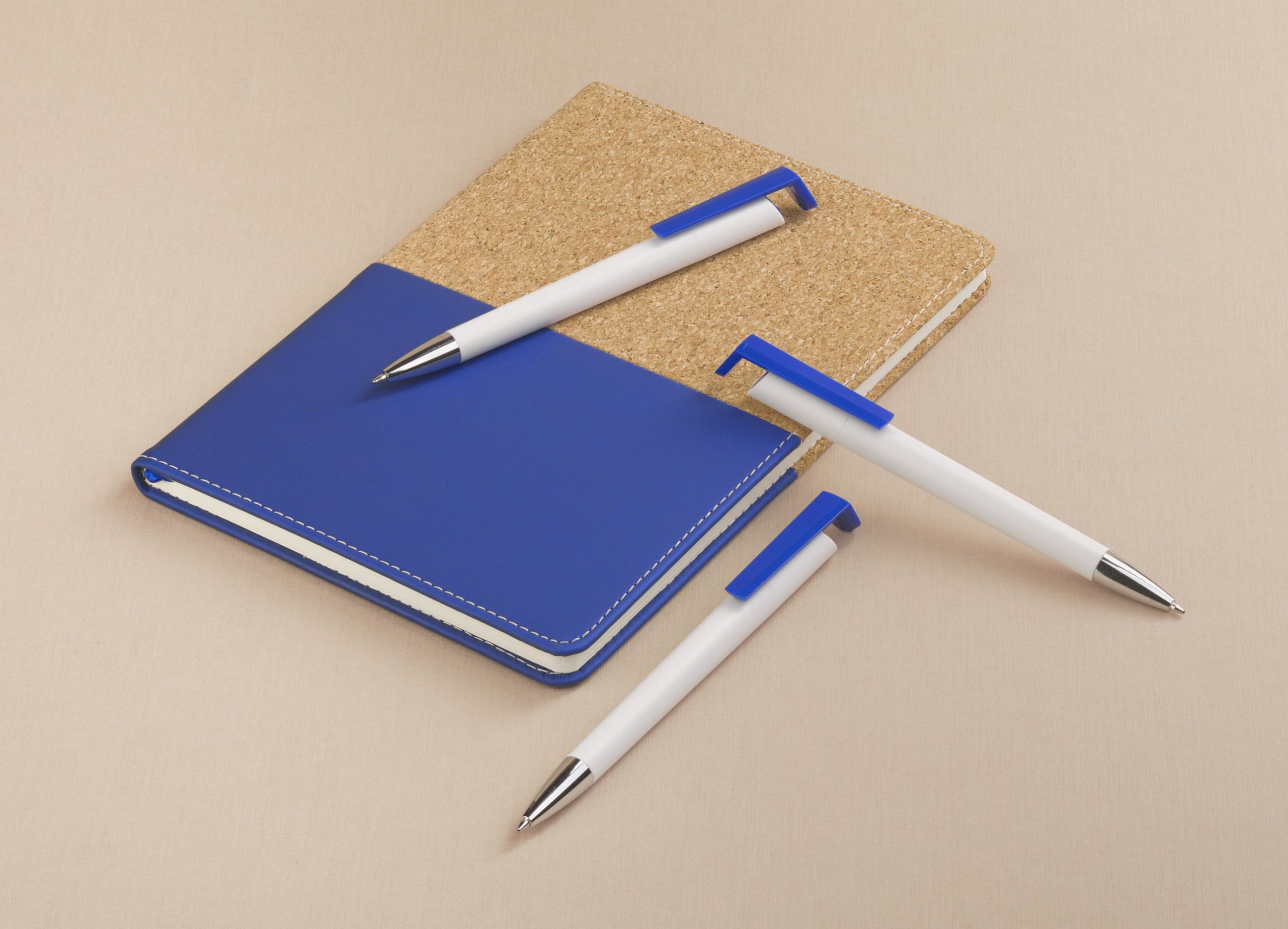 Ручка шариковая "Chuck", цвет белый с синим, фото 1