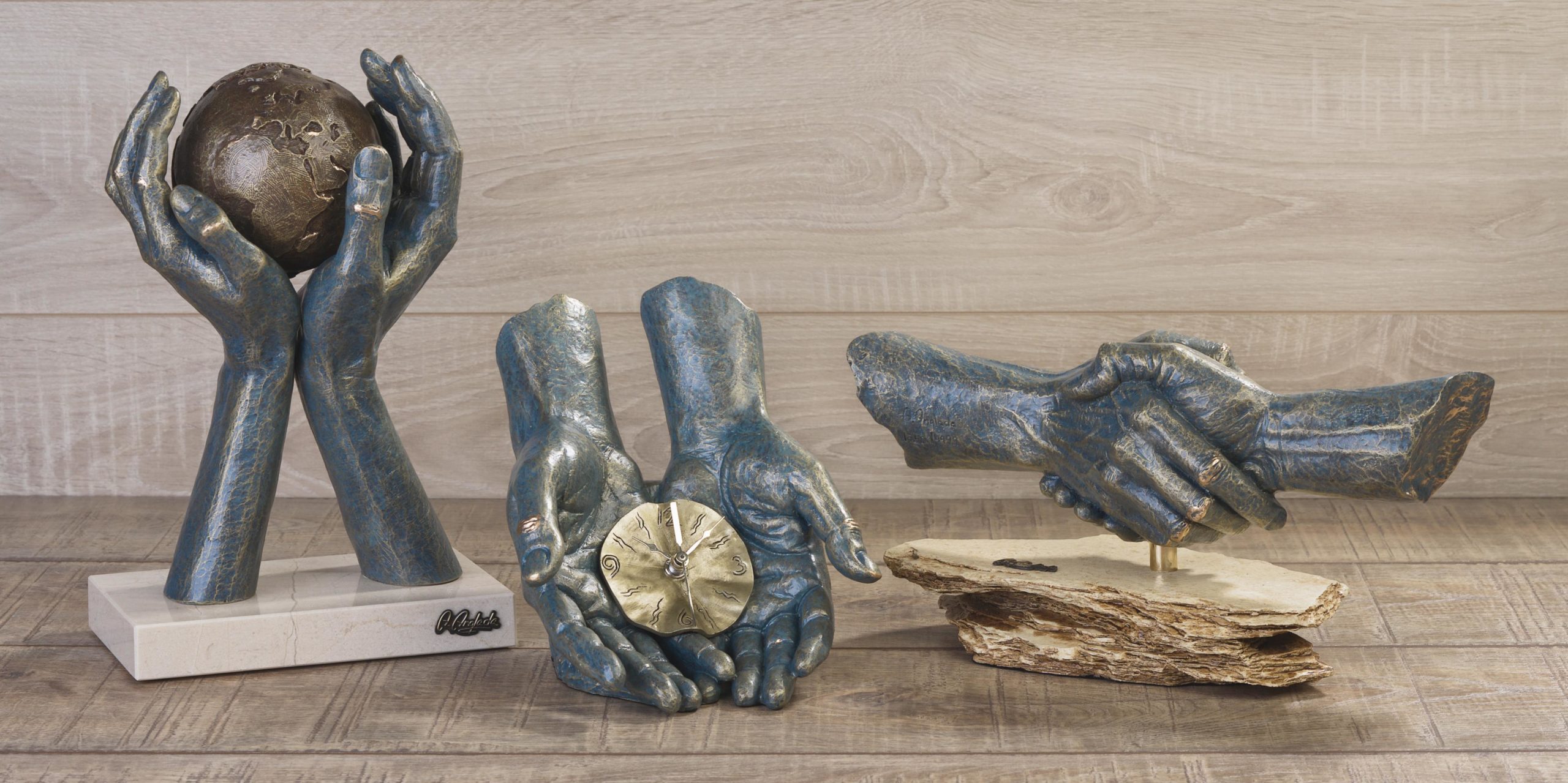 Скульптура "Мир в твоих руках", цвет бронзовый, фото 3