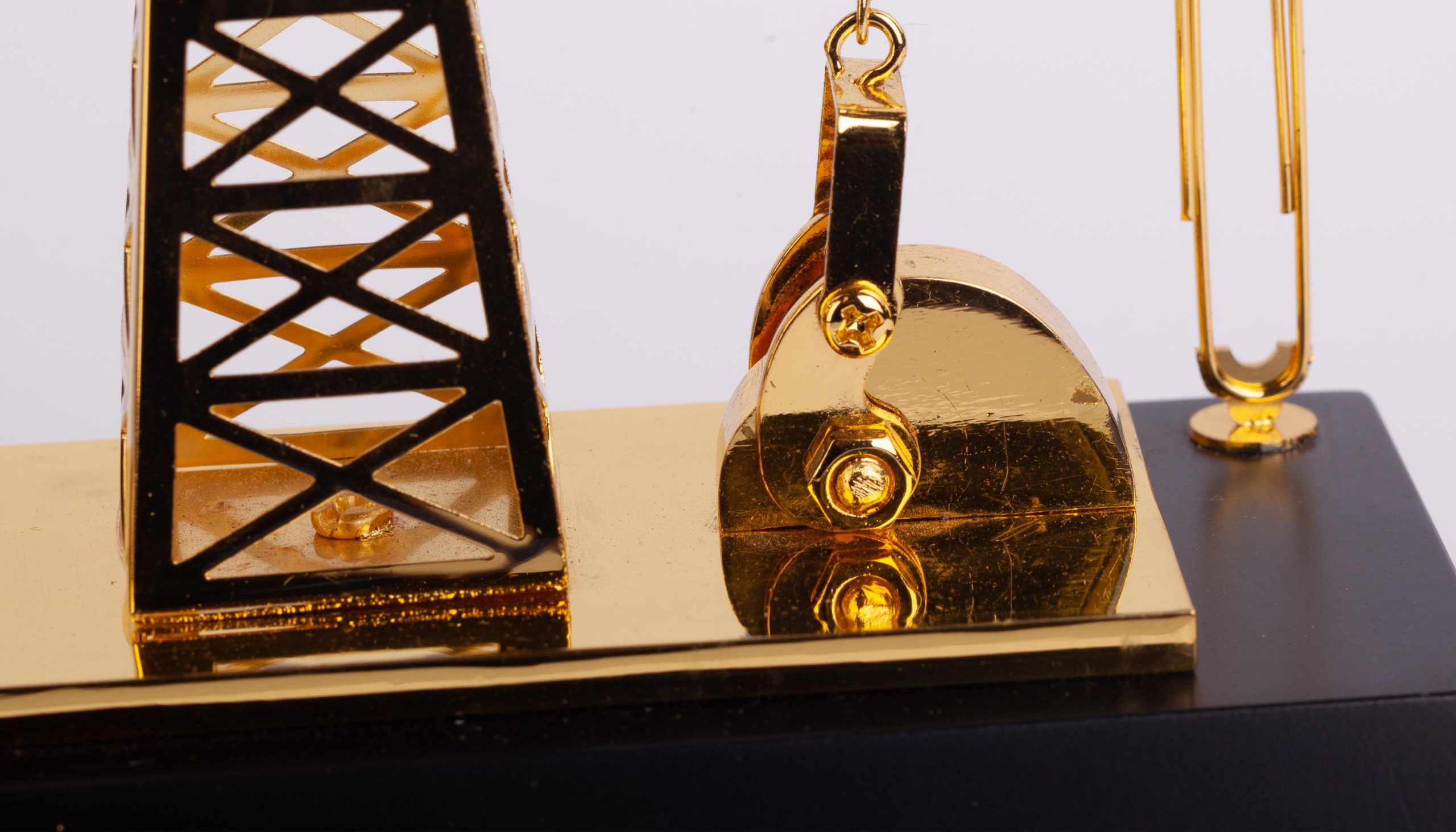 Подставка с часами "Нефтяная качалка", цвет золотистый, фото 4