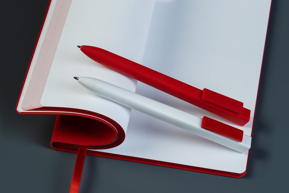 Ручка шариковая Swiper SQ, белая с красным - купить оптом