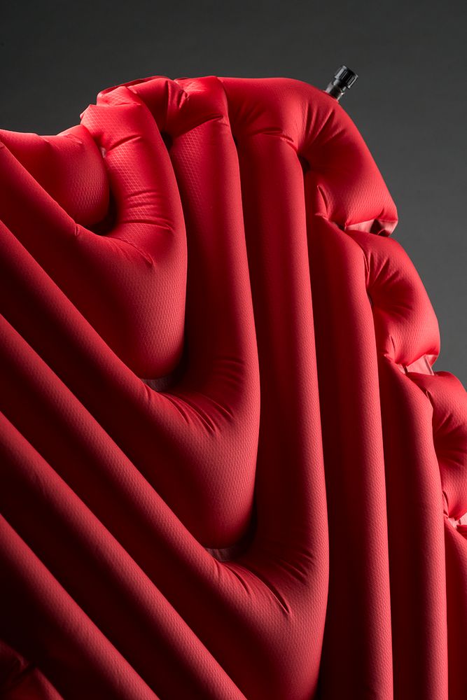 Надувной коврик Insulated Static V Luxe, красный - купить оптом
